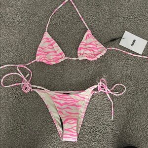 VINCA - PLAZ VELVET TRIANGLE BIKINI SET. BRAND NEW W/ TAGS. NEVER WORN.